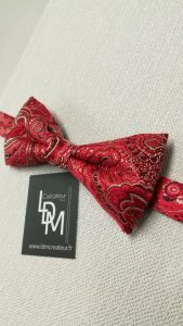 noeud-papillon-loiret-rouge-brocart-mariage-soiree-smoking-200x312-LDM-Createur-fr