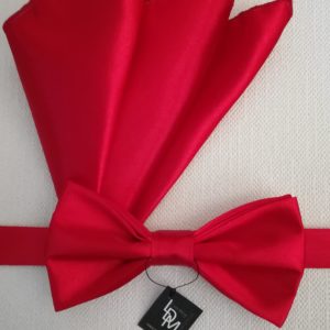 Noeud-papillon-rouge-satin-Var-pochette-mariage-soiree-201x114-LDM-Createur-fr
