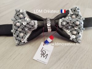 Noeud-papillon-bijou-noir-femme-smoking-mariage-perles-dentelle-soirée-sequins-Madeinfrance-Baronne-LDM-Créateur