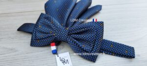 Noeud-papillon-bleu-marine-mariage-marié-ceremonie-pochette-costume-Provins-LDM-créateur-ldmcreateur-fr