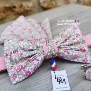 Boutons-de-manchettes-noeud-papillon-rose-liberty-fleur-mariage-Jonzac-élégance-LDM-Créateur